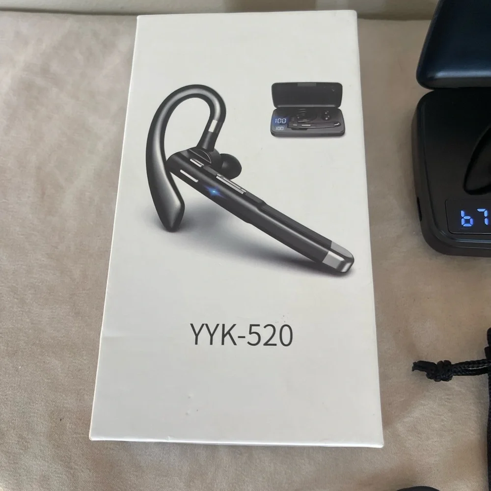 YYK-520 Bluetooth Headset Black HD Microphone Rotatable Soft Rubber Ear Hook